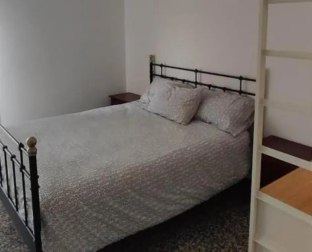 Apartment 50 Mt Fermata Mm1 *