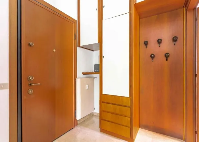 Moncler House Navigli Lejlighed