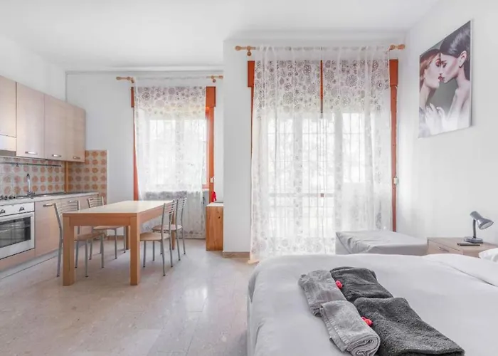 Moncler House Navigli