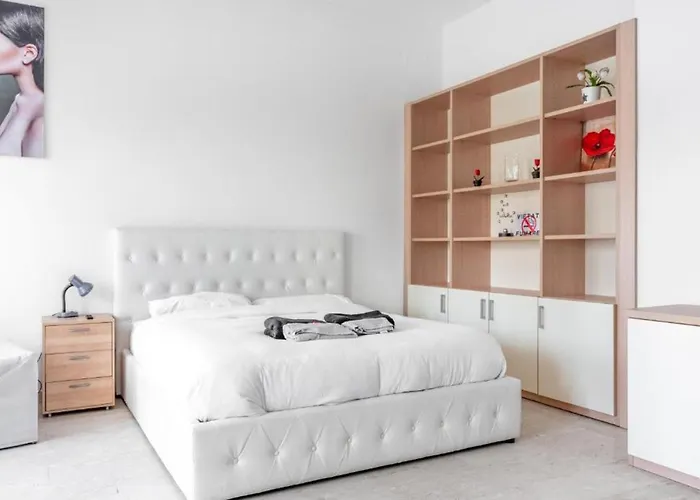 Moncler House Navigli Lejlighed