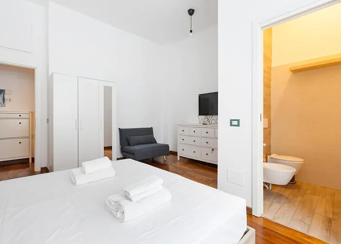 Guesthost - Cosy Close To Piazza Insubria Daire