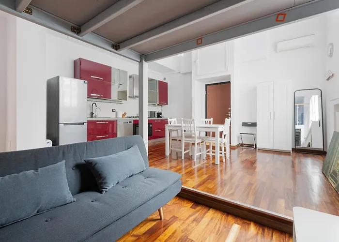 Guesthost - Cosy Close To Piazza Insubria *