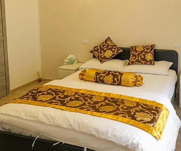 Hotel Lario