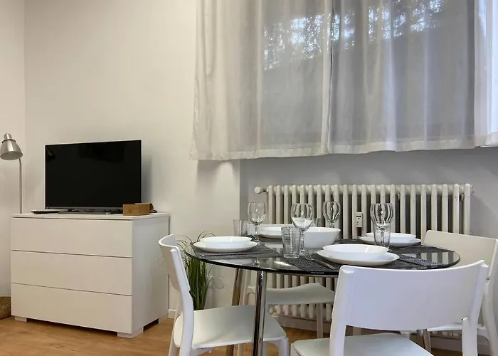 San Siro-city Life Elegant W/ Private Tennis דירה מילאנו