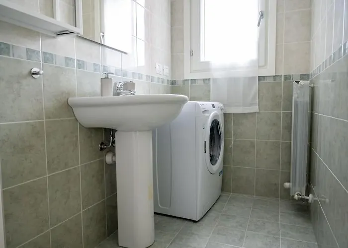 Luminoso Trilocale Affori Centro Daire Milano