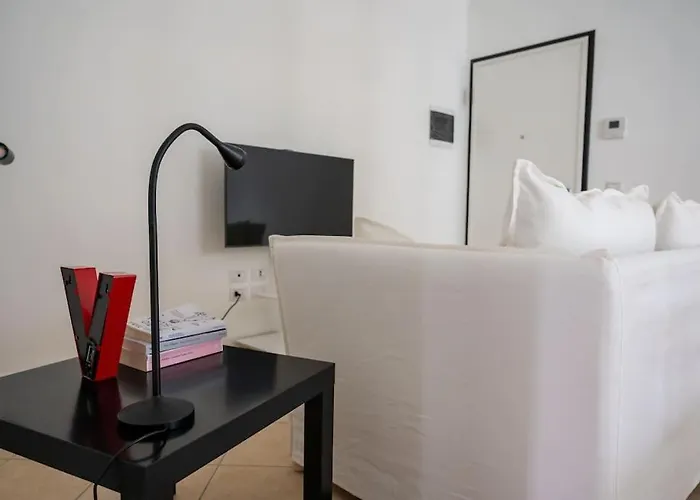 Luminoso Trilocale Affori Centro * Milano