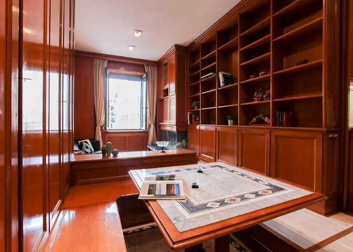 San Babila דירה *