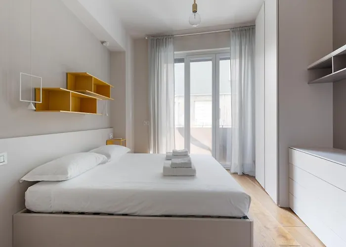 Guesthost - Bullona Bright & Design - M5 Gerusalemme *