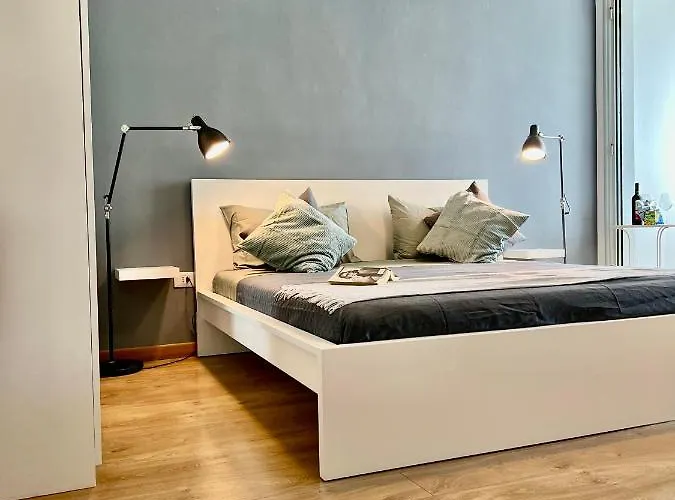 Cozy 3 Km Away From Duomo Apartmán