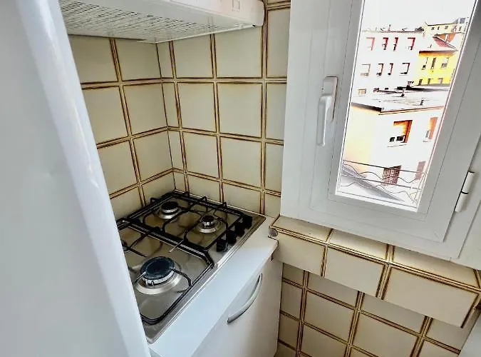 Cozy 3 Km Away From Duomo * Milán