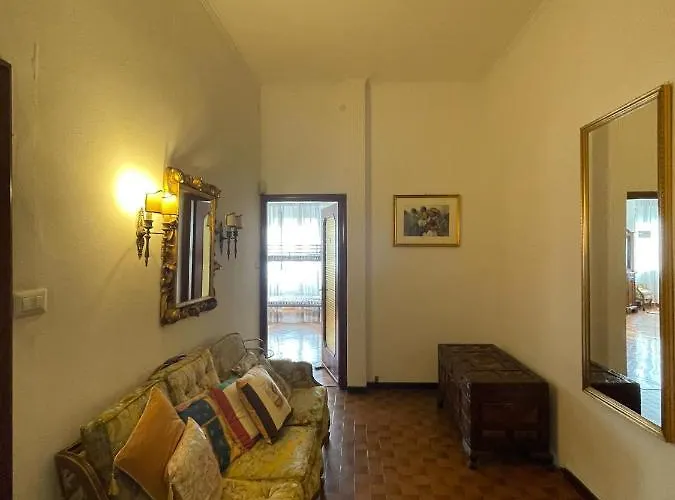 Corner 32 بيت شباب