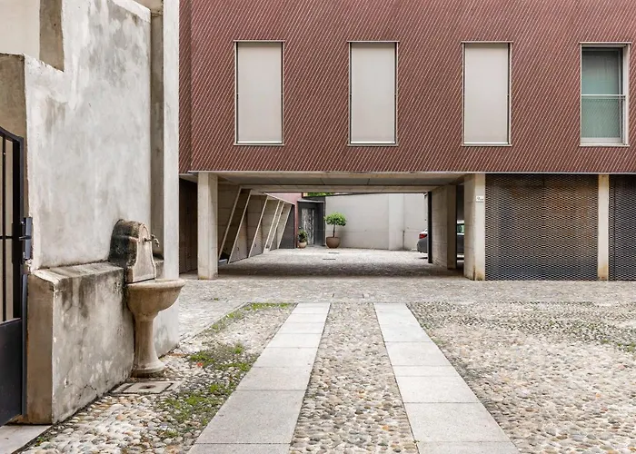 Tirso 9 - Con Posto Auto *