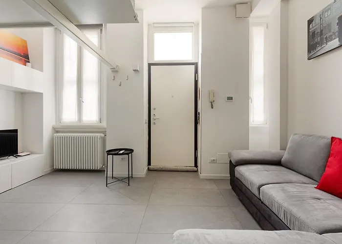 아파트 Guesthost - Cosy And Quiet In