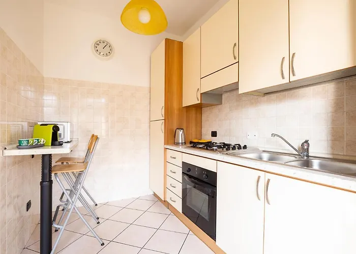 Casty Sweet - Mm3 Comasina Free Private Parking *