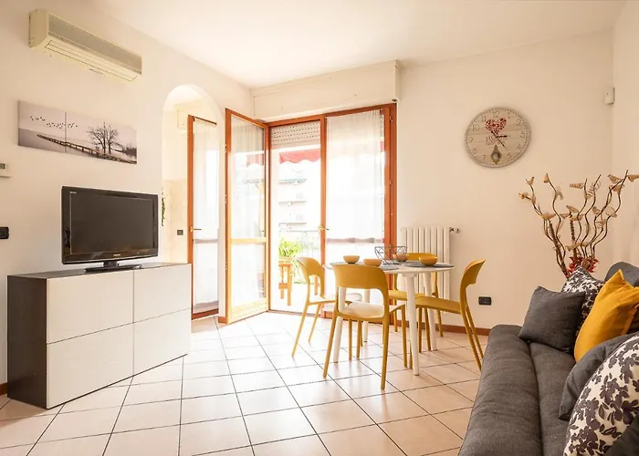 Casty Sweet - Mm3 Comasina Free Private Parking * Μιλάνο