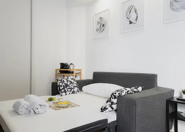 Apartment Easylife - Elegante Sui Navigli Milan