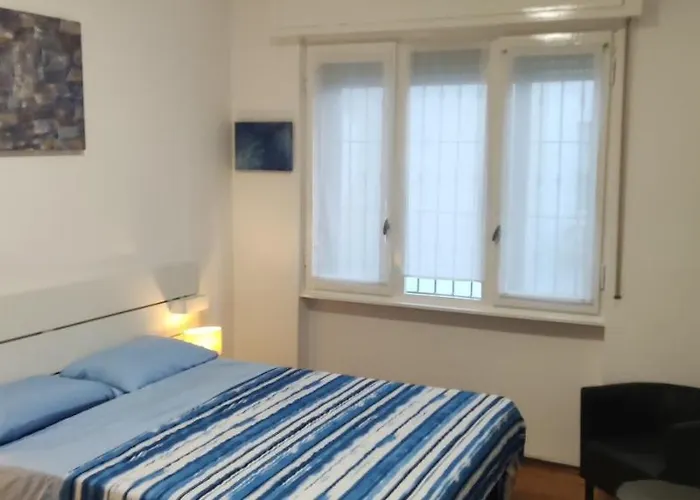 Melaverdeflat Porta Venezia-dateo Metro 4 * Milán