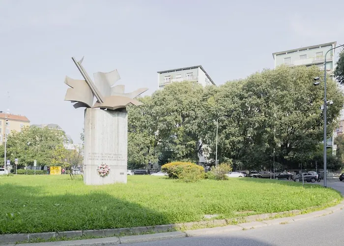 Easylife - - Piazzale Segrino - Isola *