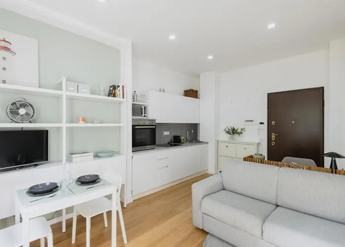 Easylife - - Piazzale Segrino - Isola *