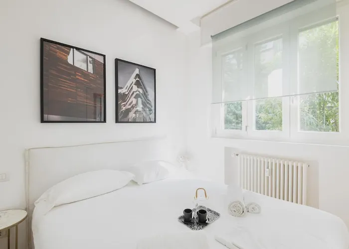 Easylife - - Piazzale Segrino - Isola