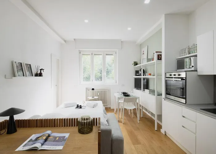 Easylife - - Piazzale Segrino - Isola דירה *