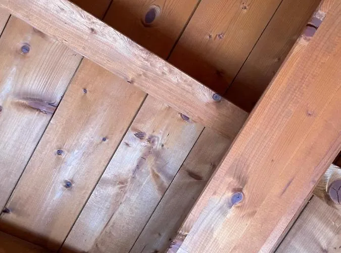 The Pretty Attic Apartment *