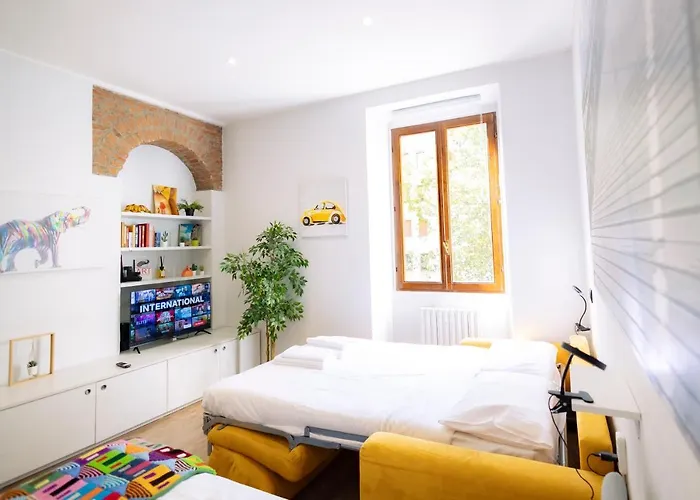 The Red Bricks - Tricolore San Babila Mediolan