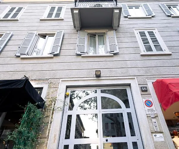 The Red Bricks - Tricolore San Babila Mediolan