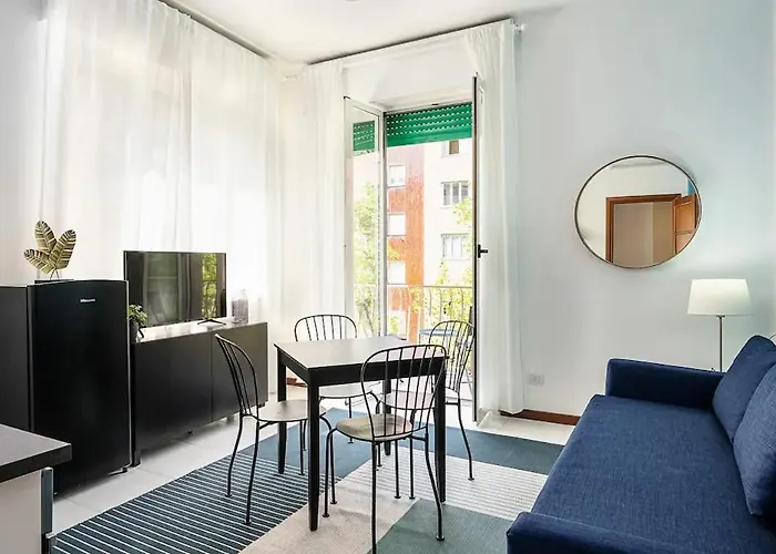 Blue City Paradise - Renovated Apt In Center Apartament Mediolan