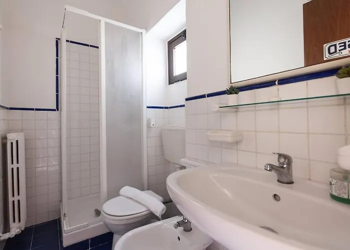 Youhosty - Lodi 12 D * Milánó