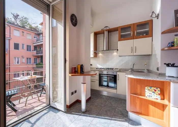 Brera Porta Nuova Flat By Interhome شقة ميلان