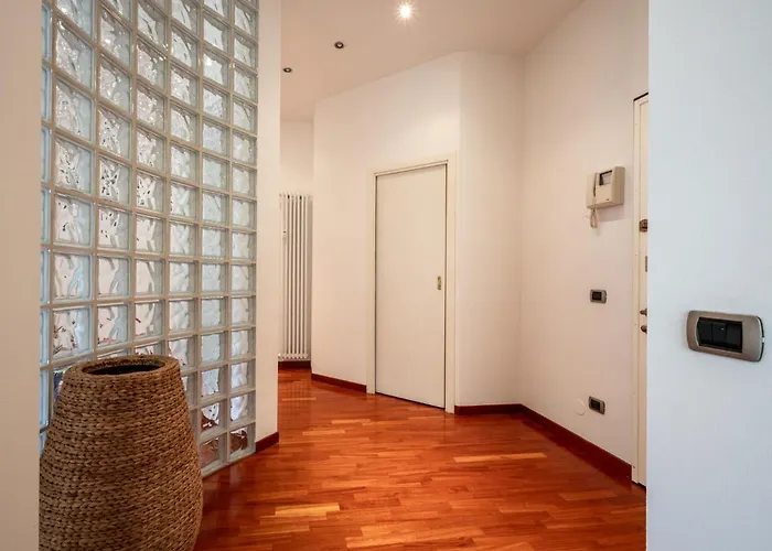 شقة Brera Porta Nuova Flat By Interhome ميلان