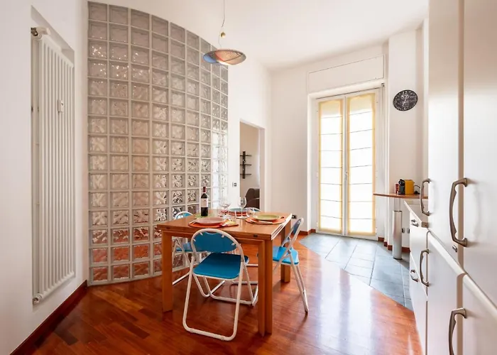 Brera Porta Nuova Flat By Interhome ميلان