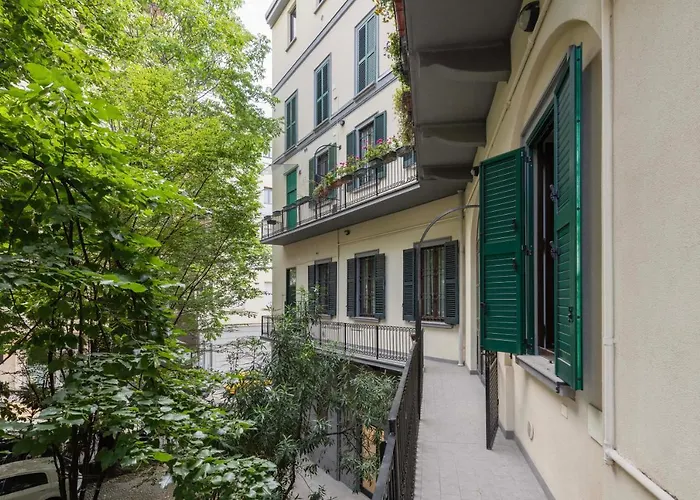 Voyager - 6 Guests, 2 Bd & 2 Bh, Neighborhood Appartement