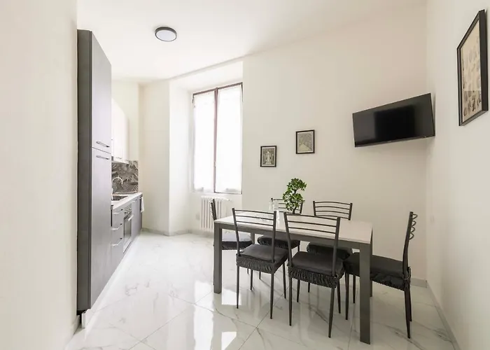 Voyager - 6 Guests, 2 Bd & 2 Bh, Neighborhood