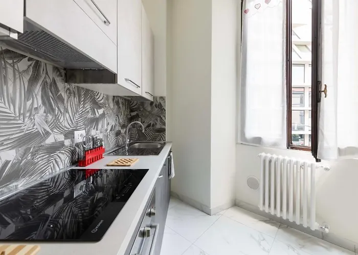 Appartement Voyager - 6 Guests, 2 Bd & 2 Bh, Neighborhood Milan