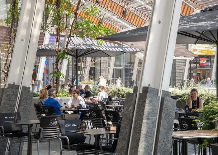 Voyager - 6 Guests, 2 Bd & 2 Bh, Neighborhood *