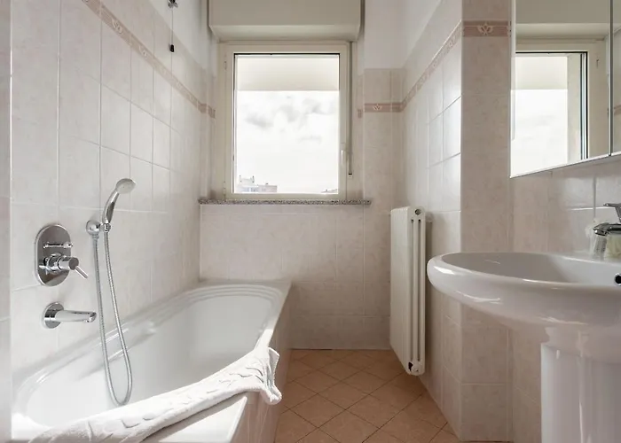 Futurismo By Halldis Apartament