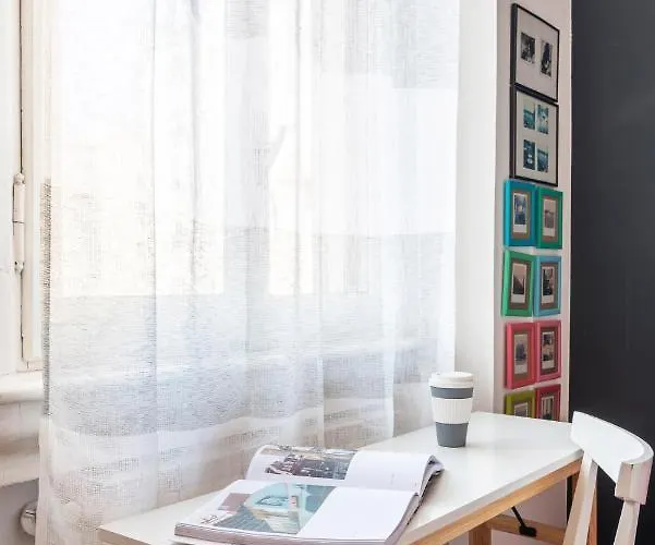 Lodi Flexyrent Wifi Aircon Διαμέρισμα