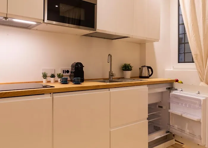 Appartement Domus Ticinese Milaan