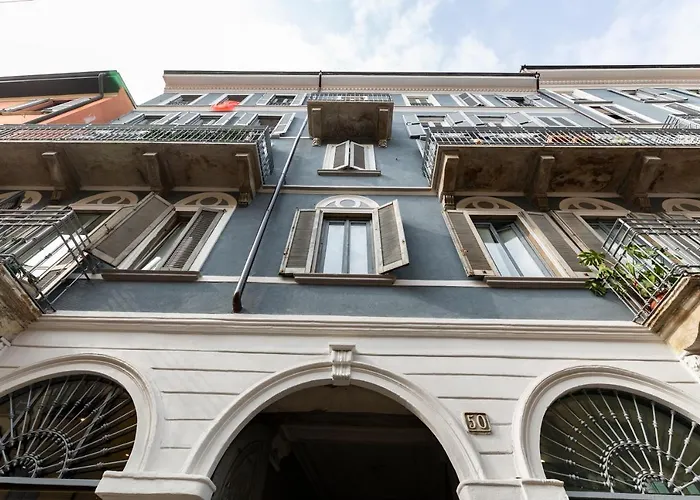 Appartement Domus Ticinese Milaan