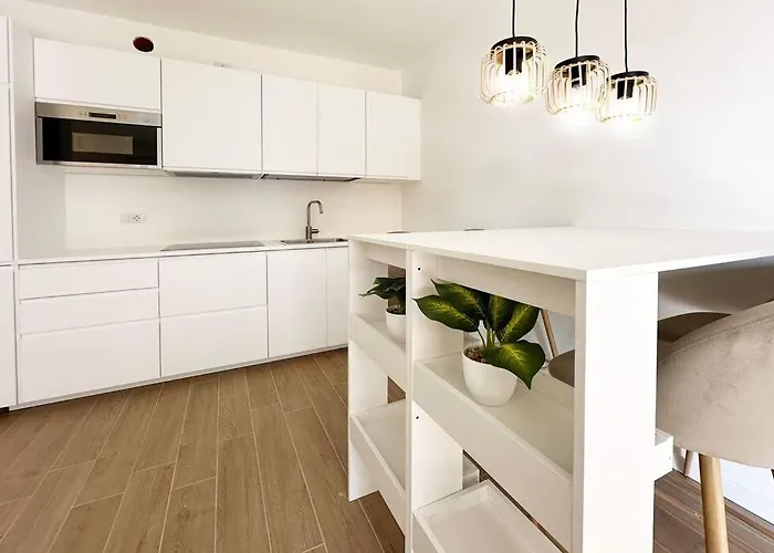 Scandinavian House-milan City Centre