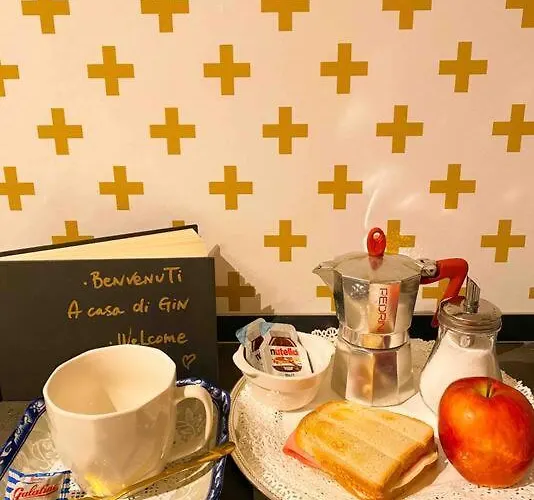 Semesterbostad A Casa Di Gin Milano