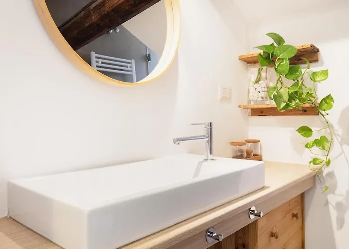 Easylife - - Sottocorno 5a - Historic Center