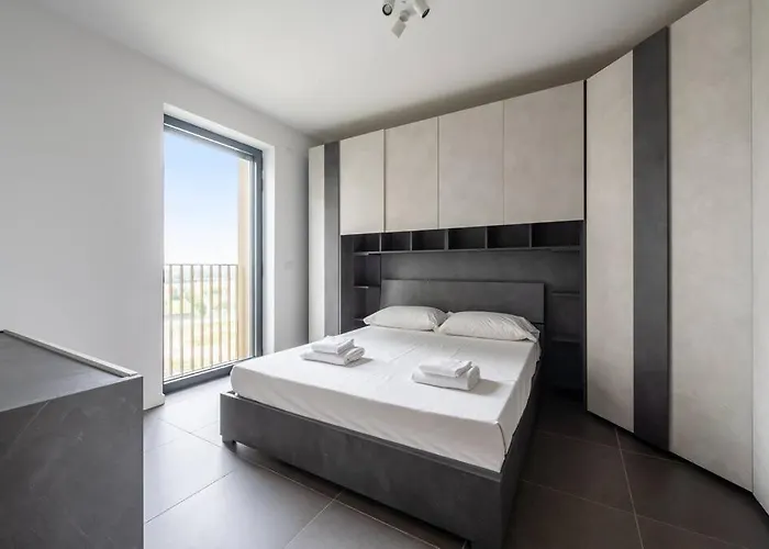 We - Uptown74 Bloom - *