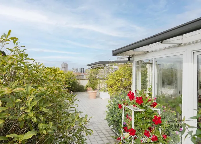 Easylife - Attico 230mq Con Terrazza Area Bocconi Apartment