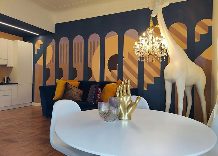 Lejlighed Luxury 2 Bedrooms And 2 Baths In Downtown With Ac, Wifi, Subway Aiport Conneted *