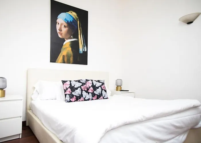 Hosting Dreams Attics - Duomo *