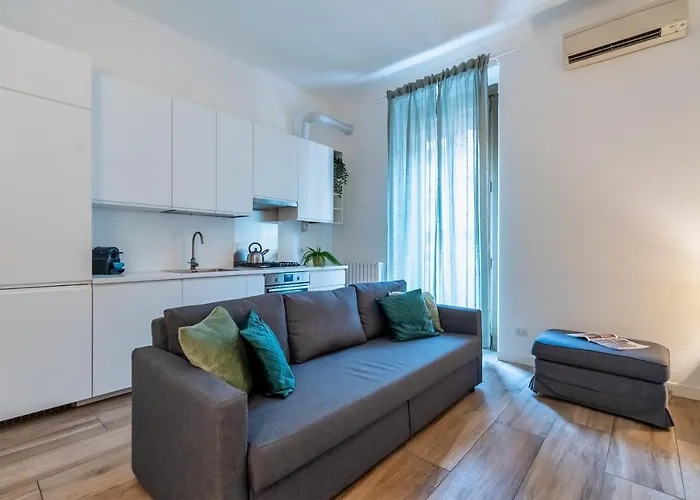 Politecnico/duomo Eleganza, Design E Comfort דירה מילאנו