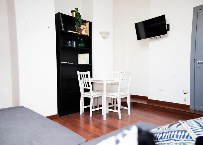 Hosting Dreams Attics - Duomo *